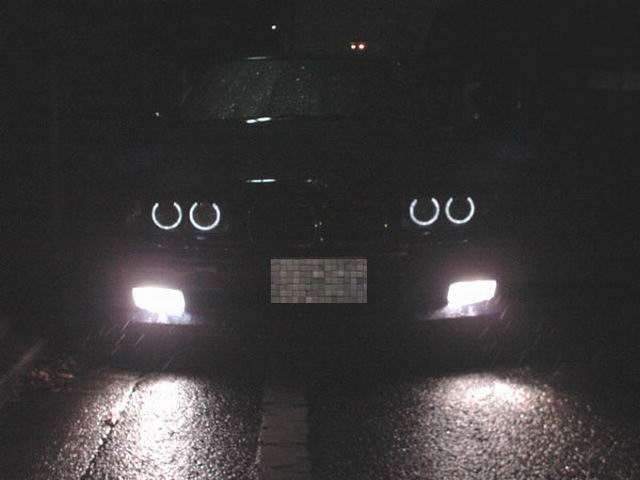 �G���W�F���A�C�L�b�g�𑕒�����BMW�@E36